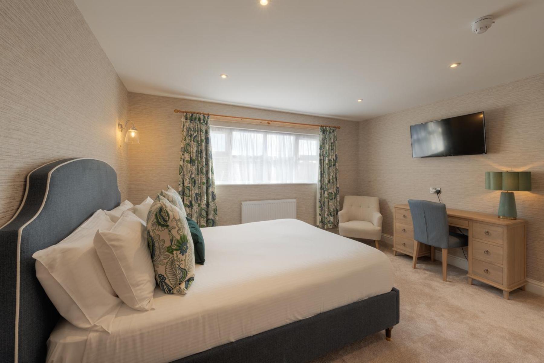Florence Suite Boutique Hotel And Restaurant Портсмут Екстер'єр фото